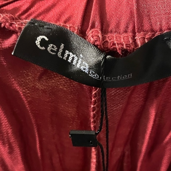 Cellmia Collection Deep Red Wide leg Pants size Medium NWT - Picture 10 of 10